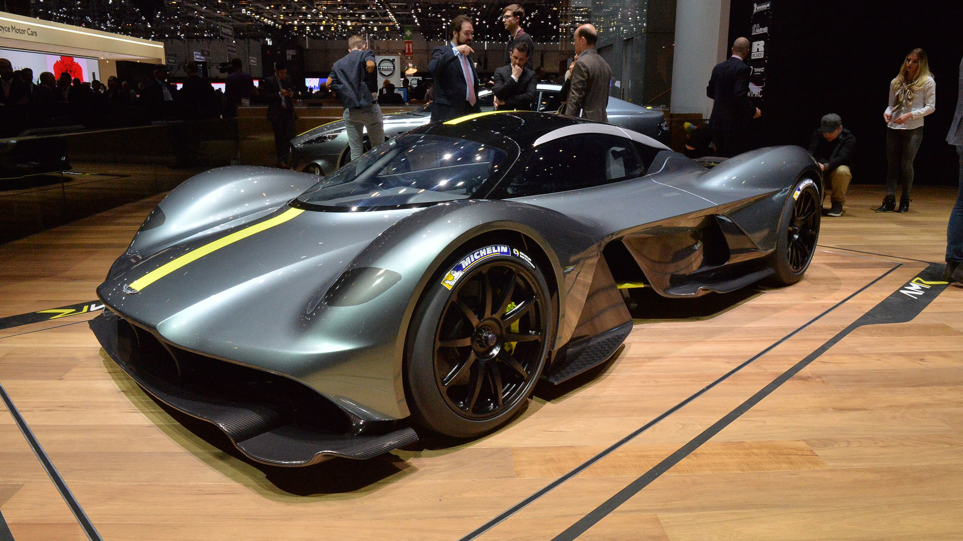 Imagem de: O hipercarro da Aston Martin finalmente ganhou um nome: Valkyrie