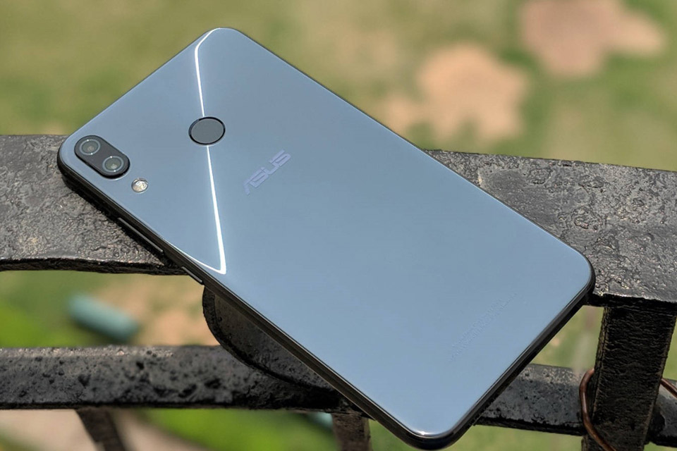 Imagem de: ASUS começa liberar Android 10 para Zenfone 5Z; confira mudanças