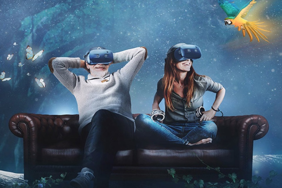 Imagem de: HTC lança três novos headsets de Realidade Virtual da linha Cosmos