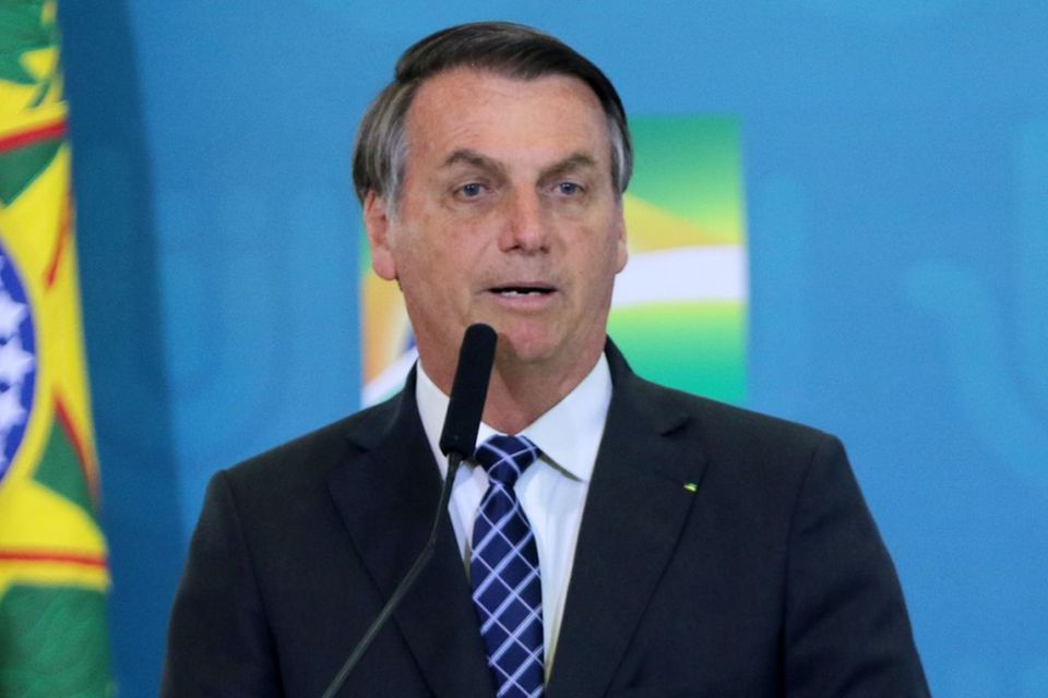 Imagem de: Facebook e Instagram também removem posts de Jair Bolsonaro