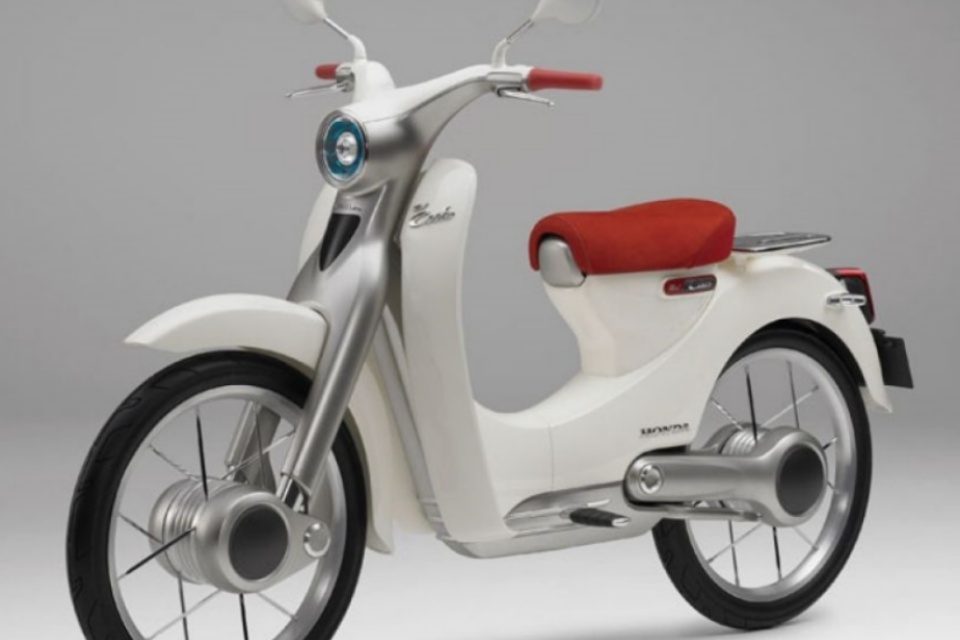 Imagem de: Honda trabalha em moto elétrica Super Cub com bateria removível
