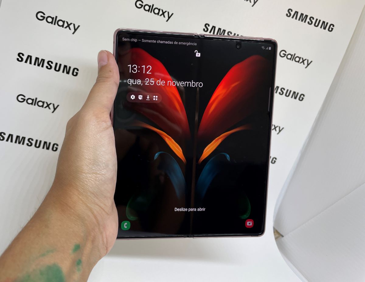 Imagem de: 5 coisas legais do Galaxy Z Fold 2, o melhor dobrável de 2020