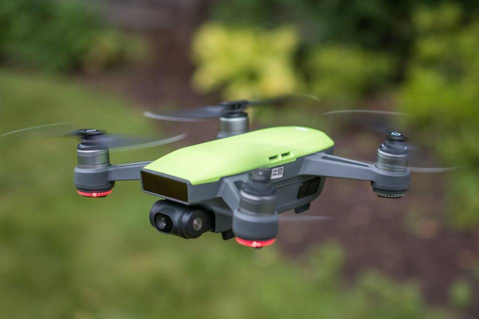 Imagem de: Fabricante de drones DJI é banida pelo governo dos EUA
