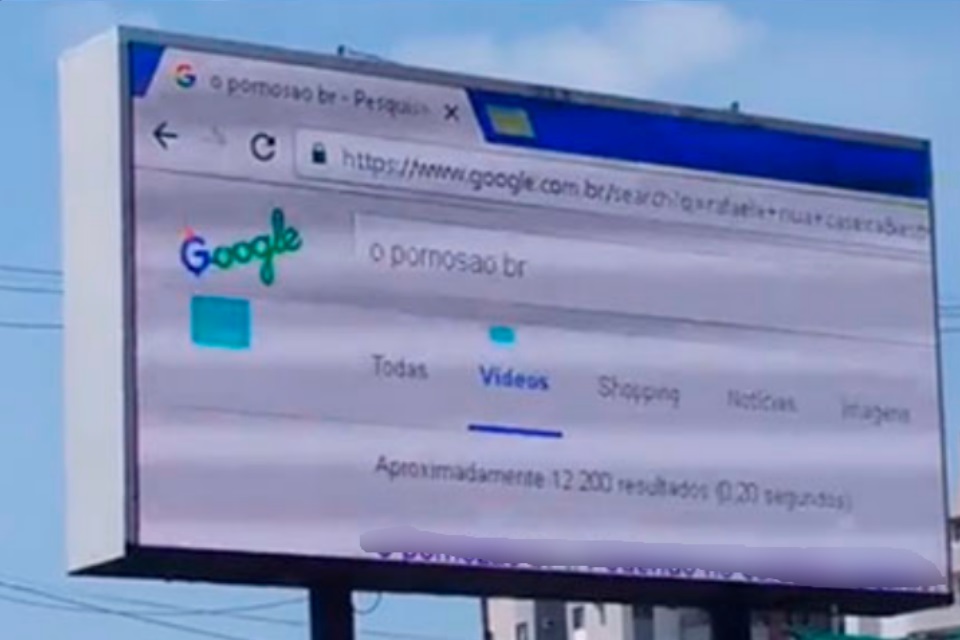 Imagem de Dica do dia: nunca veja pornô se seu PC estiver conectado a um outdoor no tecmundo