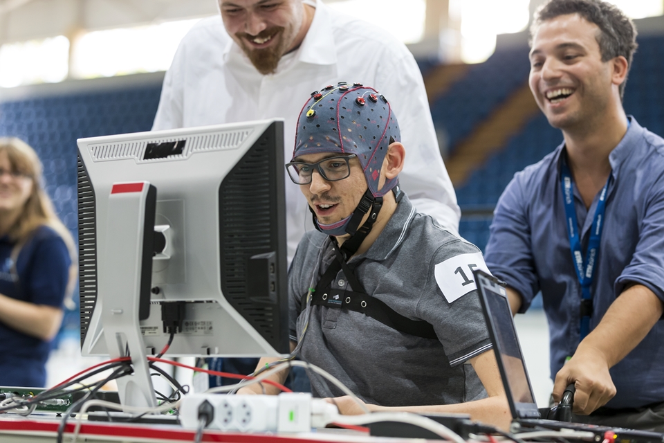 Imagem de Cybathlon: conheça os Jogos Olímpicos biônicos que vão rolar em outubro no tecmundo
