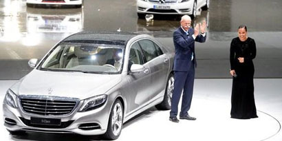 Imagem de Mercedes-Benz apresenta carro com piloto automático no site TecMundo