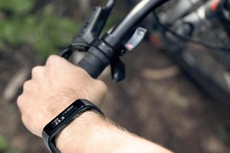 Imagem de Microsoft Band tem problemas de sincronização por causa do horário de verão no site TecMundo