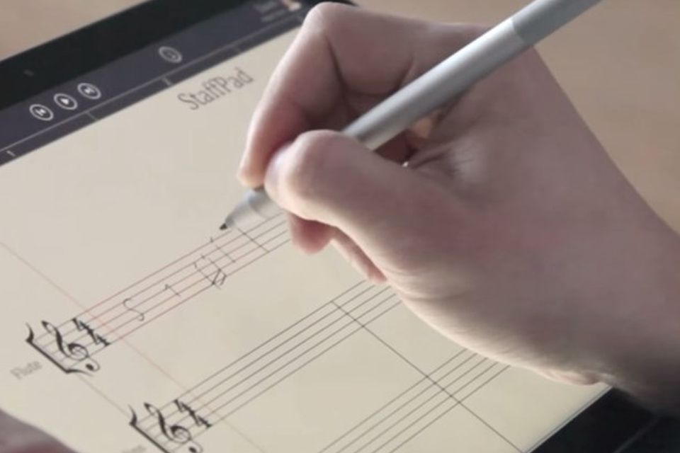 Imagem de Aplicativo permite escrever e reproduzir partituras no Surface Pro 3 no site TecMundo