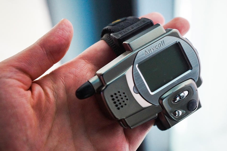 Imagem de Nascia em 1999 o Samsung SPH-WP10, o primeiro "relógio-celular" da história no tecmundo