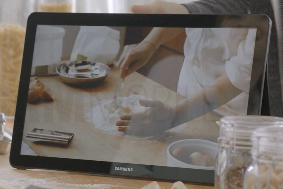 Imagem de Maior tablet do mundo: vazam muitas fotos do imponente Samsung Galaxy View no tecmundo