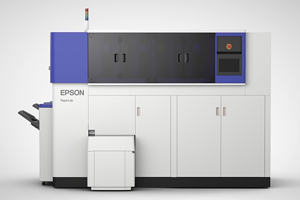 Imagem de Epson trabalha em máquina capaz de reciclar 14 folhas de papel em 1 minuto no tecmundo