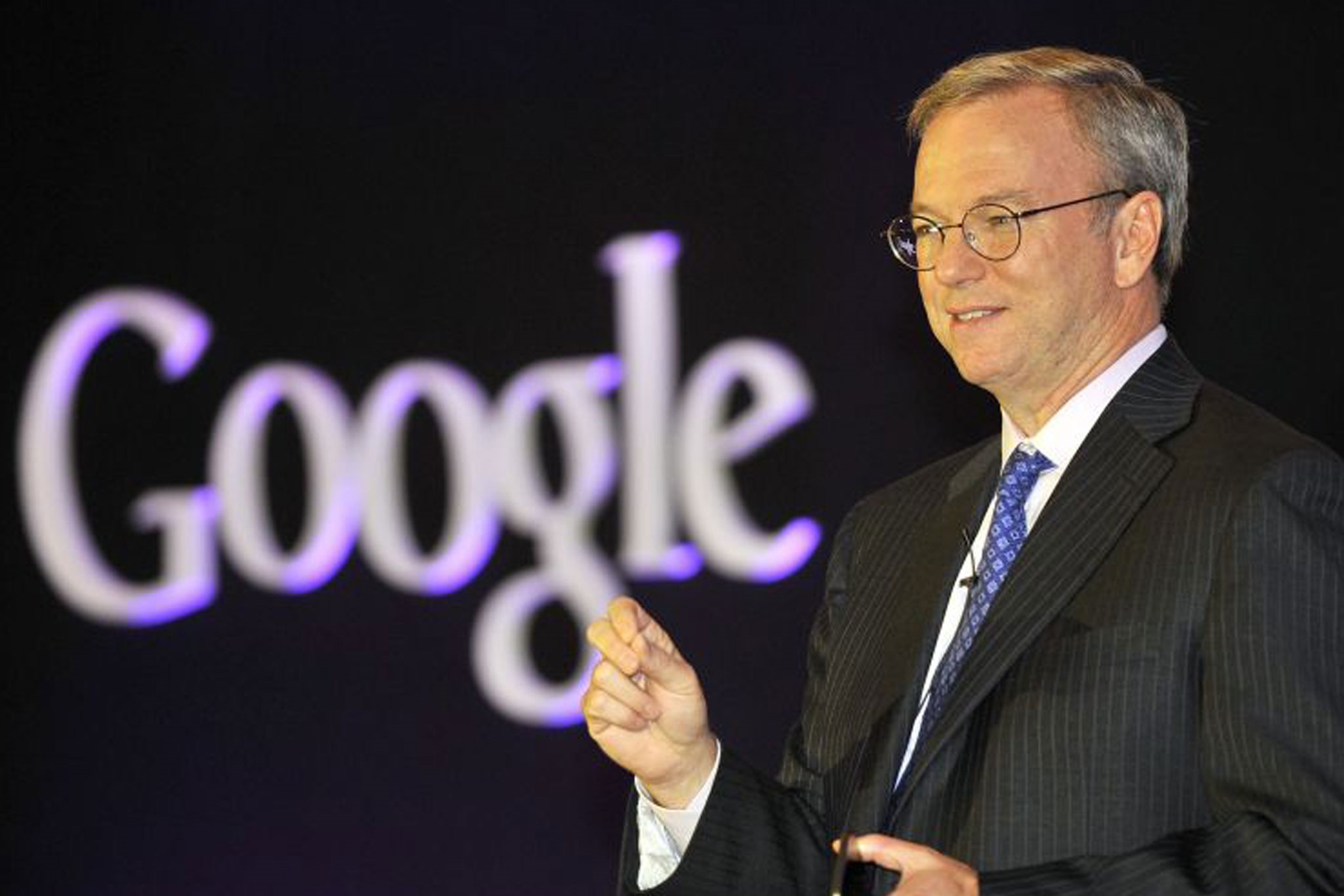 Imagem de Eric Schmidt, da Google, vai "aconselhar" departamento de defesa dos EUA no tecmundo
