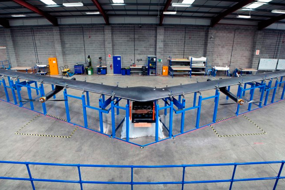 Imagem de Facebook está lançando avião solar que transmite internet via satélite no tecmundo
