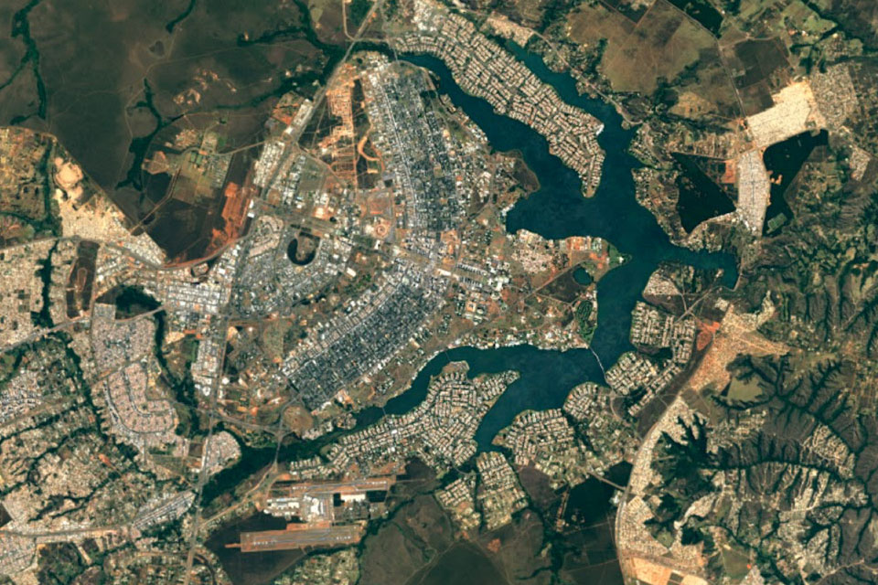 Imagem de Google Maps e Earth são atualizados com imagens super nítidas da NASA no tecmundo