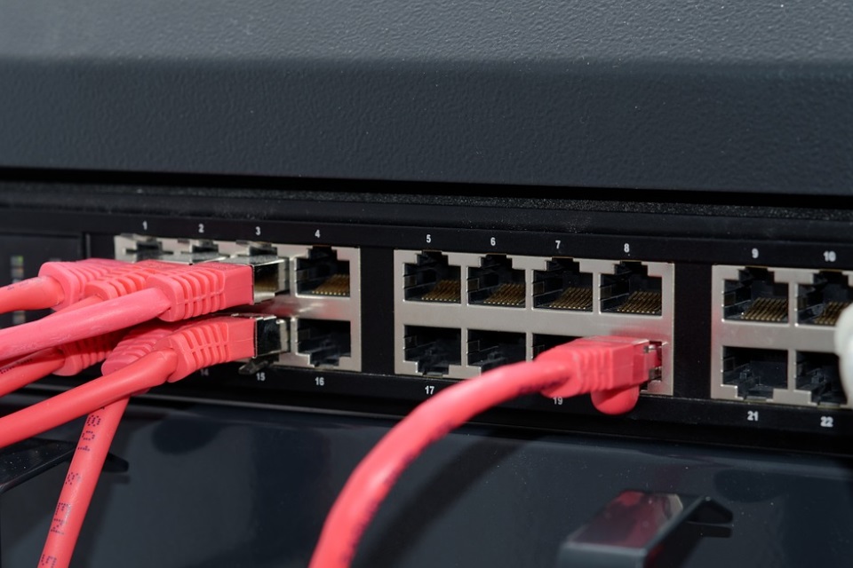 Imagem de Descubra agora mesmo qual a melhor operadora de internet da sua região no tecmundo