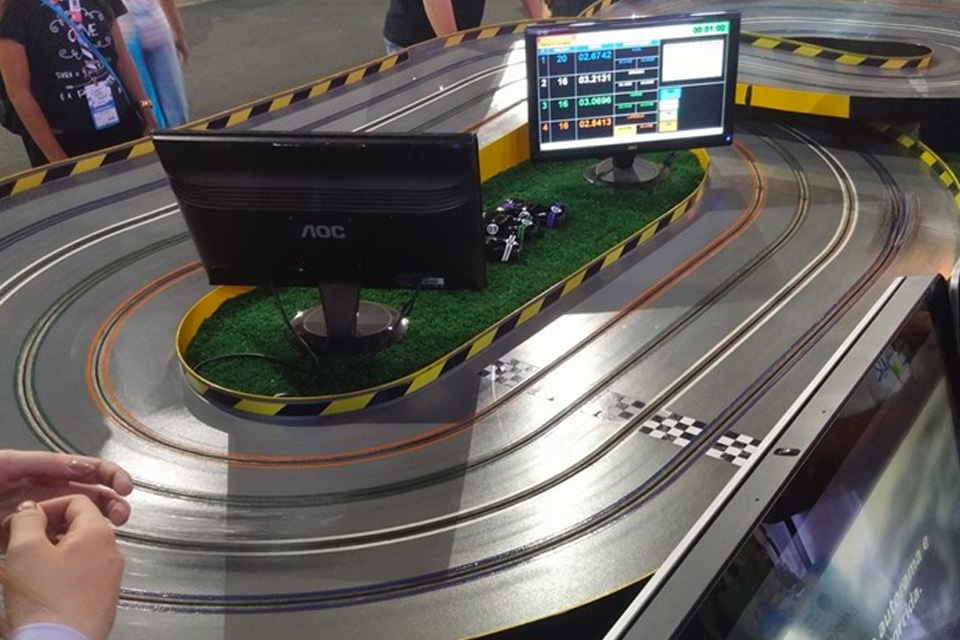 Imagem de Visa aposta em tecnologia e hackathon para atrair público na Campus Party no tecmundo