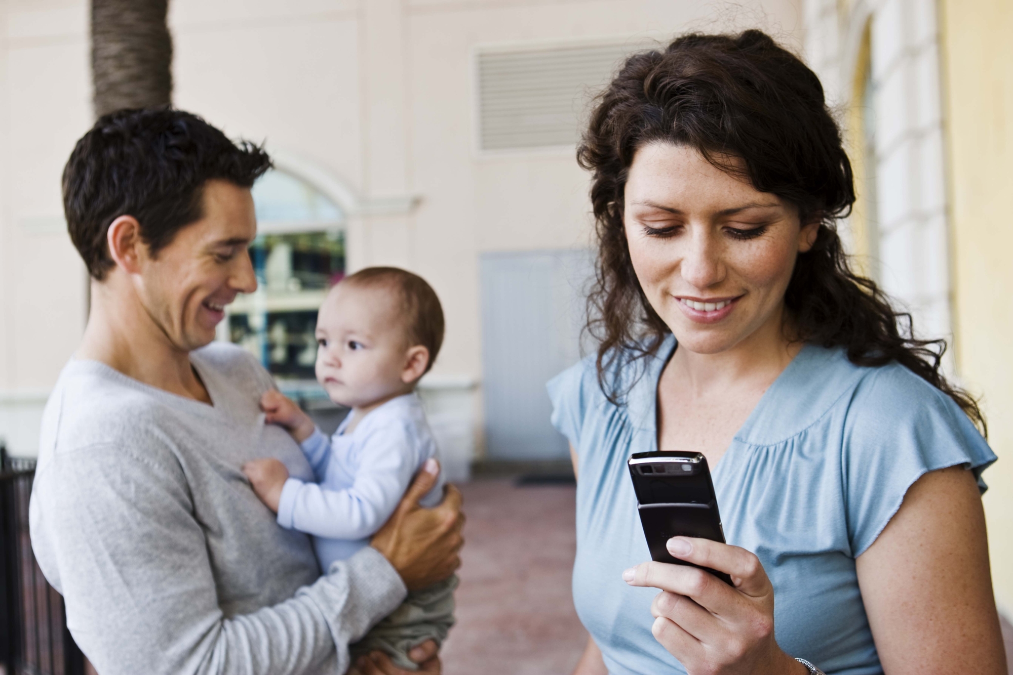 Resultado de imagem para Dispositivos móveis x Relação pais e filhos