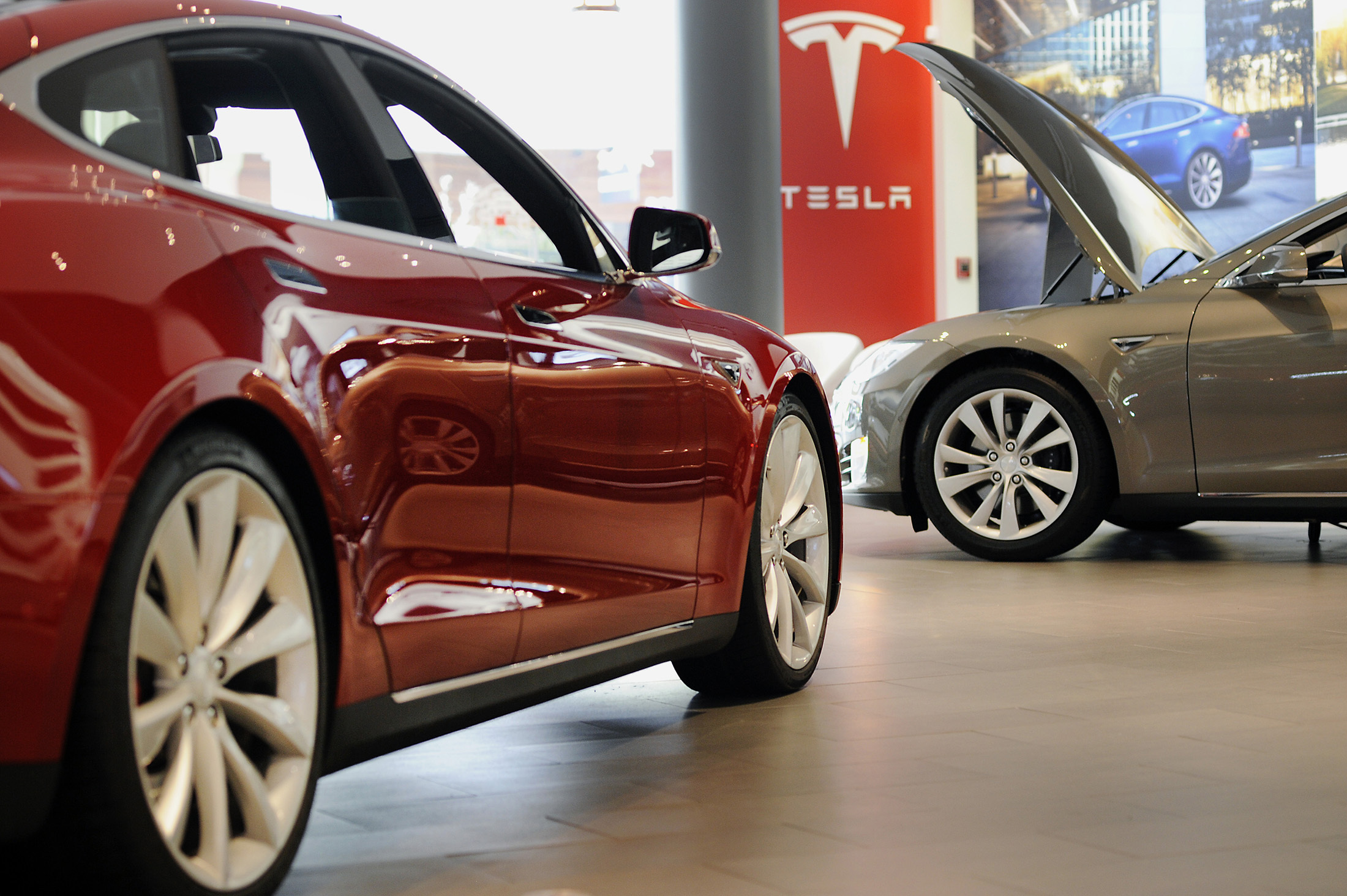 Imagem de Tesla deve liderar venda de elétricos em 2021 nos EUA, VW vem em seguida no tecmundo