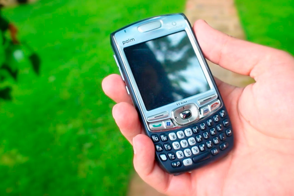 Imagem de Famosa pelos palmtops, Palm vai ser ressuscitada pela TCL em 2018 no tecmundo