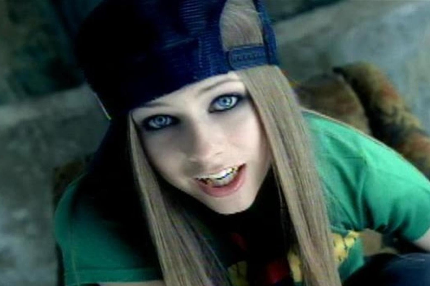 Imagem de Avril Lavigne é a celebridade “mais perigosa da internet” segundo McAfee no tecmundo
