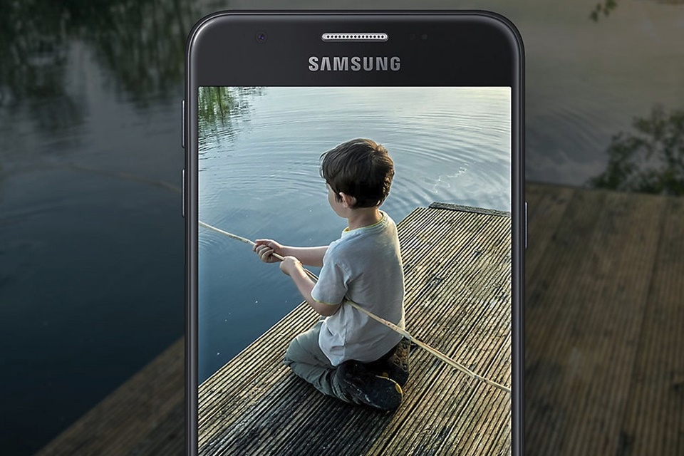 Imagem de Novo Samsung Galaxy J para 2018 vaza em benchmarks; veja as especificações no tecmundo