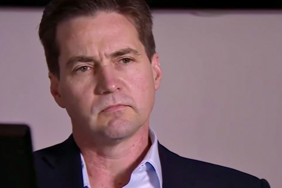 Imagem de Craig Wright, suposto criador da Bitcoin, é processado por mais de US$ 5 bi no tecmundo