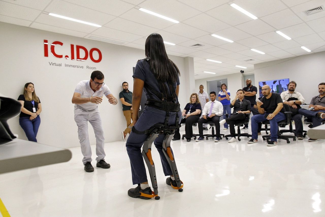Imagem de Testamos um exoesqueleto simples usado na indústria automobilística no tecmundo