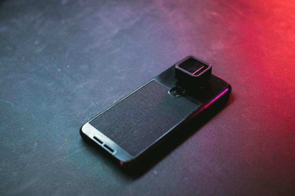 Imagem de Lentes anamórficas permitirão fotos cinematográfica com smartphones no tecmundo
