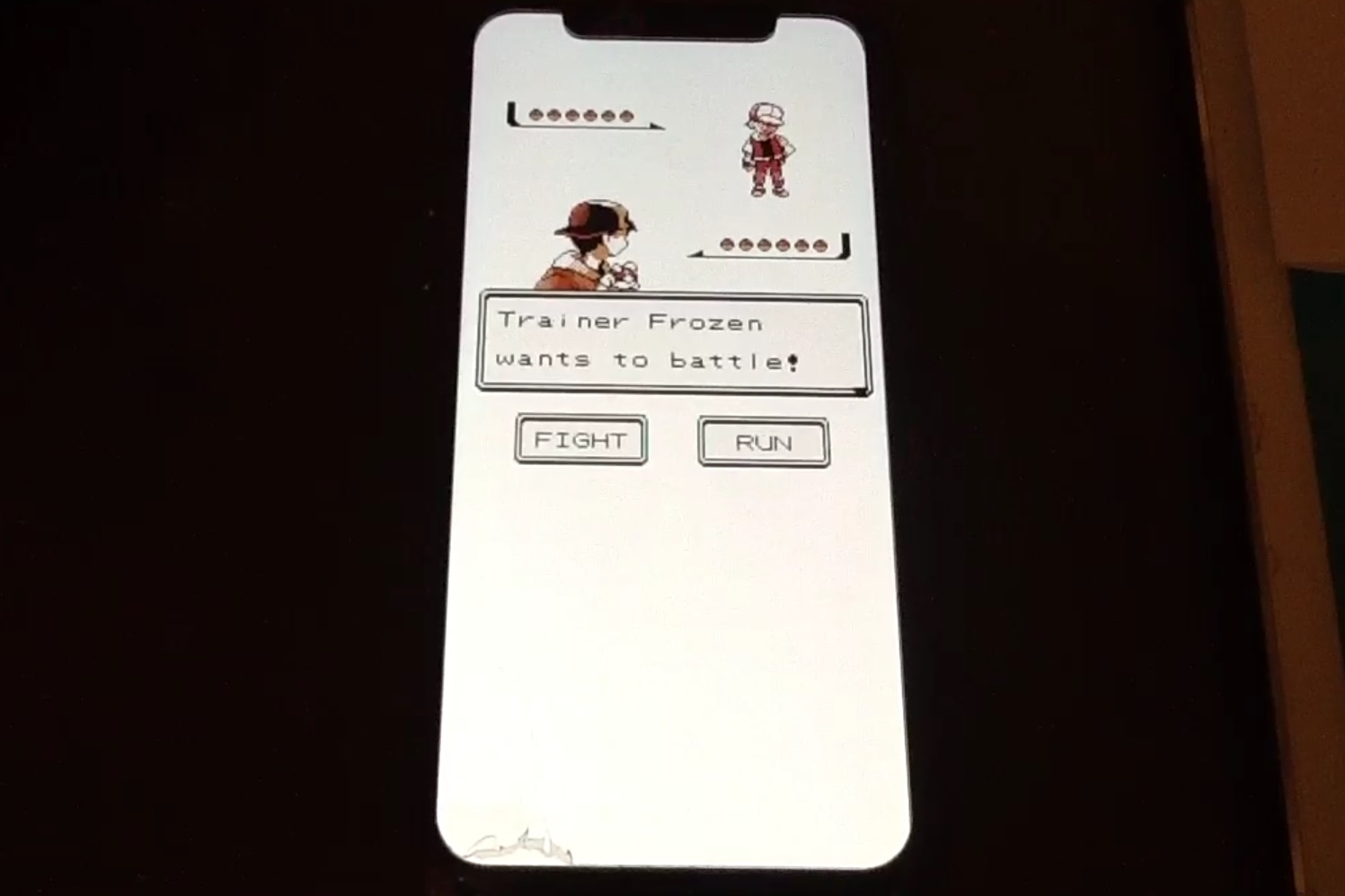 Imagem de Modificação transforma tela de chamada do iPhone em Pokémon de Game Boy no tecmundo