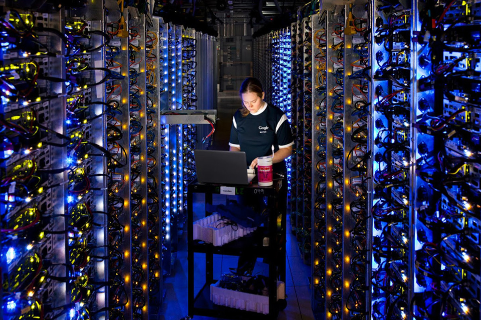 Imagem de Data centers da Google geraram US$1.3 bilhões em atividades econômicas no tecmundo
