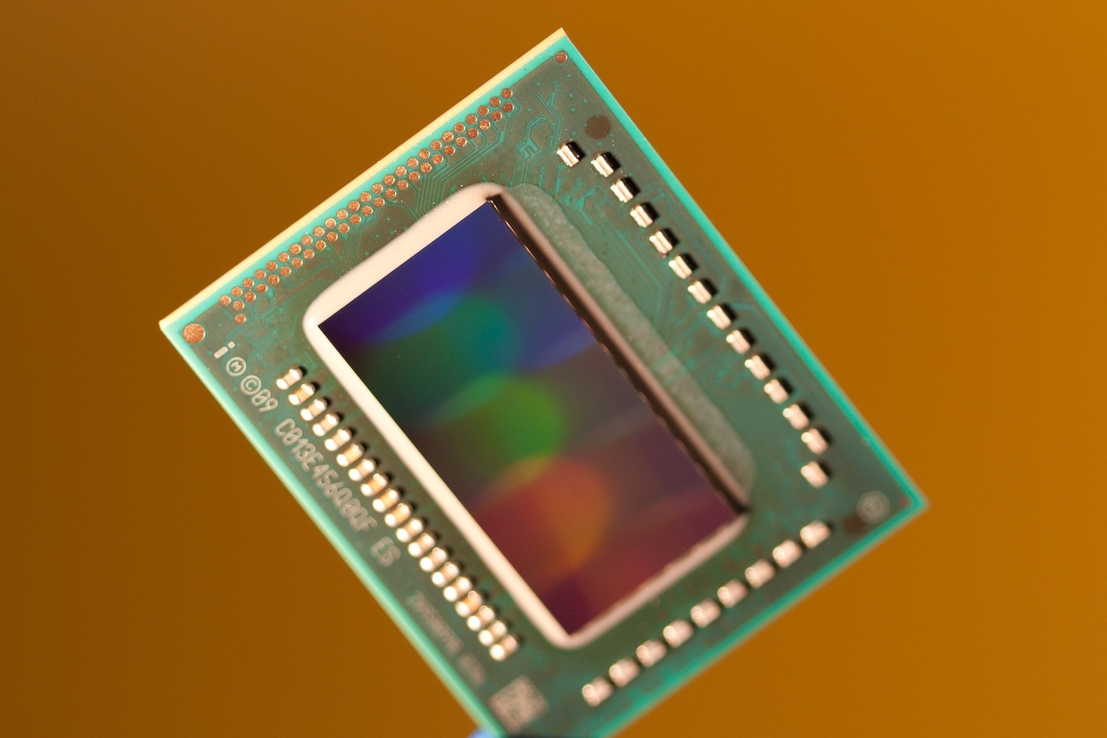 Imagem de Chip desktop octa-core com 16 threads da Intel é revelado em benchmark no tecmundo