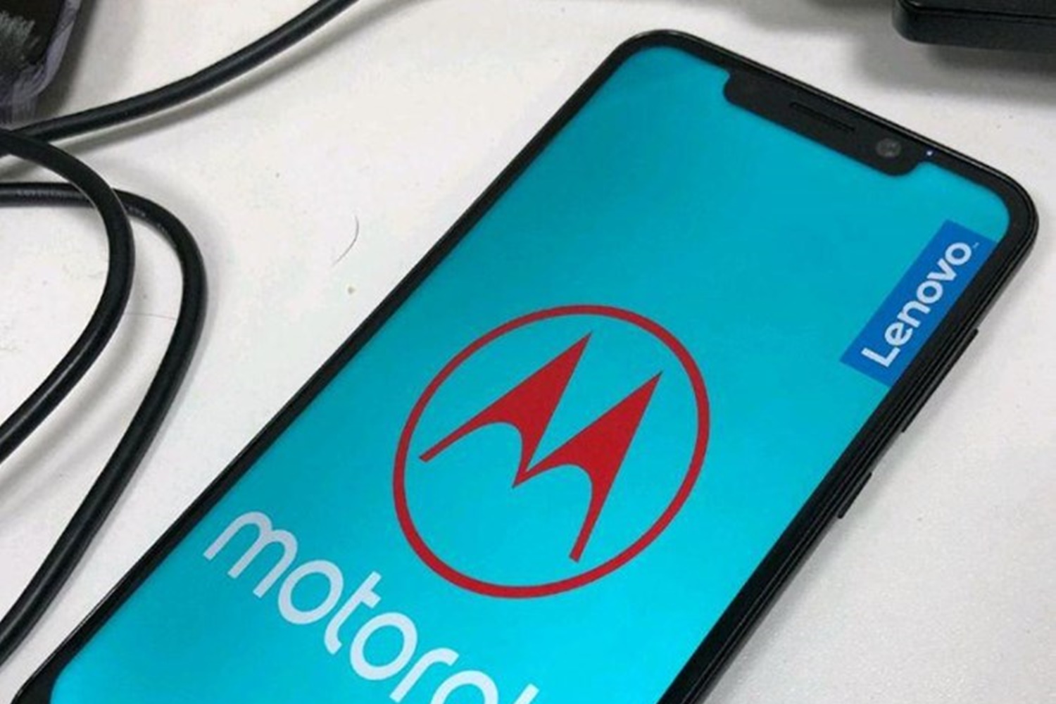 Imagem de Vazam especificações do One Power, o clone do iPhone X feito pela Motorola no tecmundo