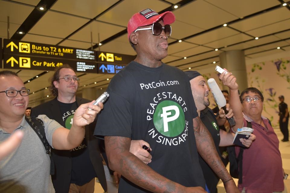 lazy placeholder Ex jogador da NBA promove criptomoedas de maconha