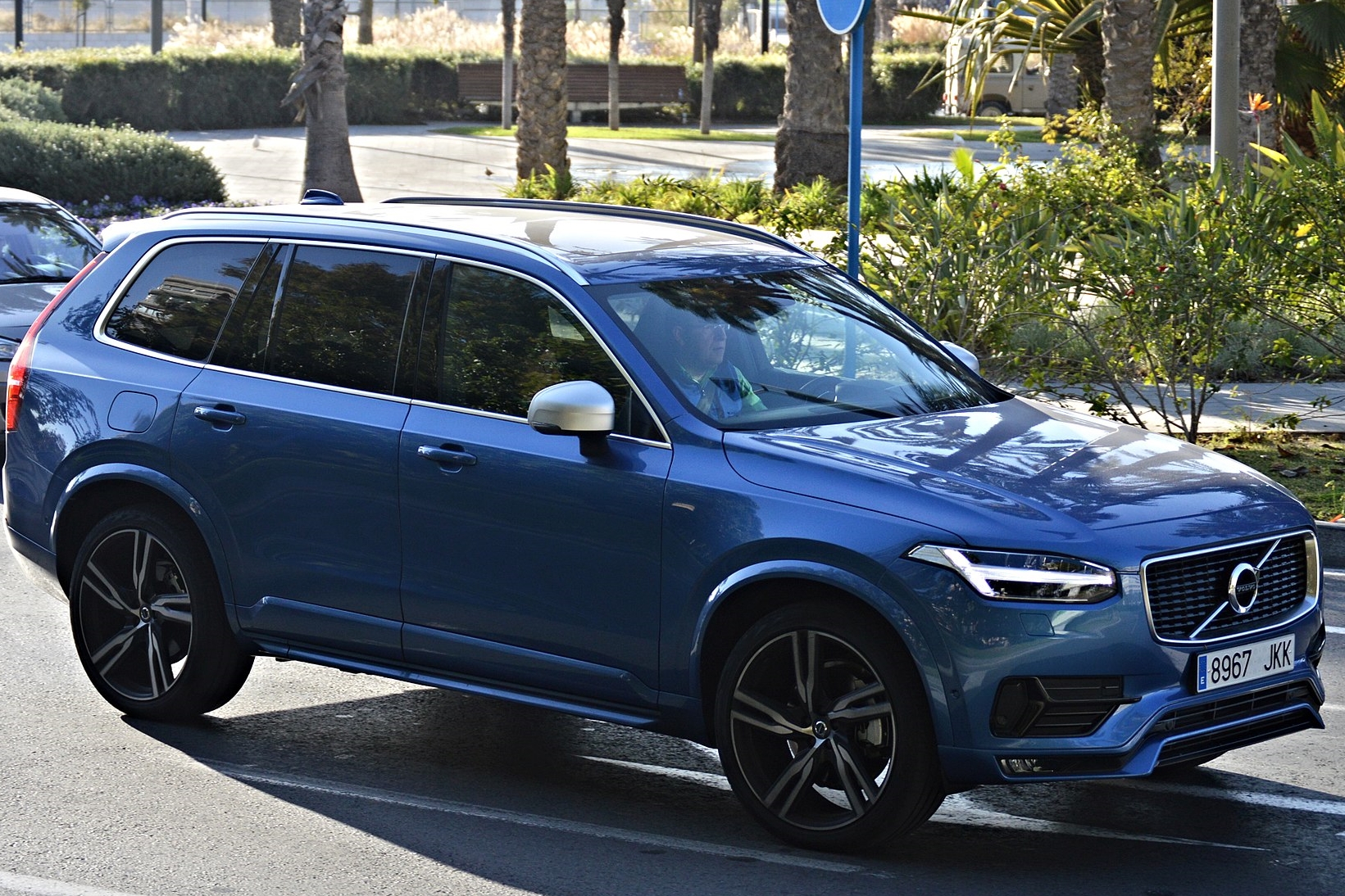 Imagem de Motoristas poderão dormir durante as viagens em carro autônomo da Volvo no tecmundo