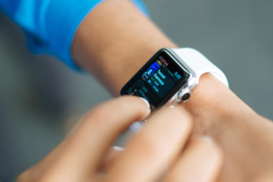 Imagem de Próximo Apple Watch pode ganhar tela maior com bordas reduzidas no tecmundo