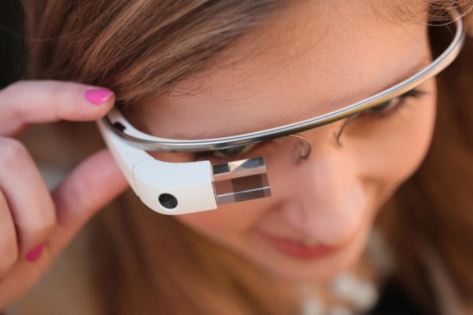 Imagem de Ele voltou! Google Glass ganha app com IA focado no mercado corporativo no tecmundo