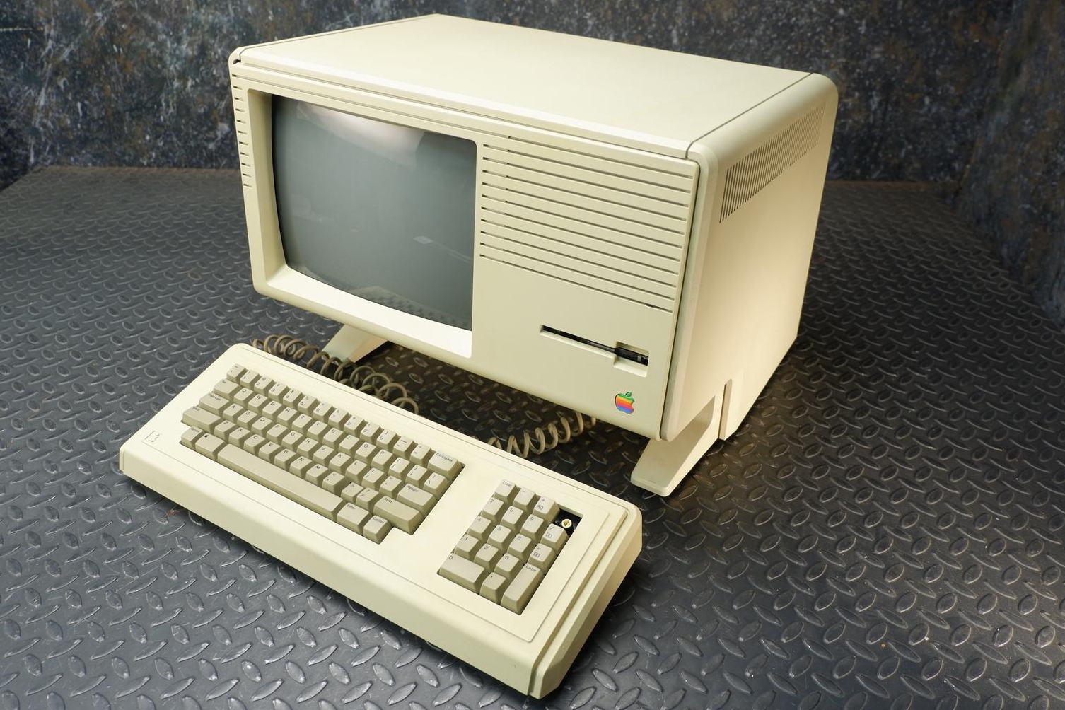 Imagem de Apple Lisa de fato recebeu este nome em homenagem à filha de Steve Jobs no tecmundo