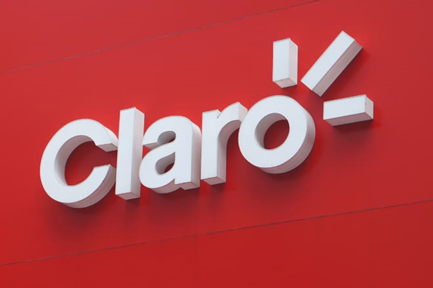 Imagem de Claro bloqueia IMEI de celulares por falta de pagamento de planos no tecmundo