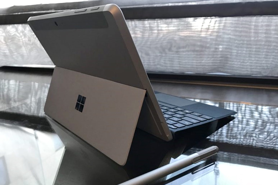 Imagem de "Pedido insistente" da Intel à Microsoft teria barrado ARM no Surface Go no tecmundo