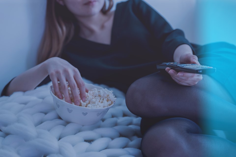 Imagem de Maratona de luxo: 7 produtos para montar uma sala perfeita para ver séries! no tecmundo