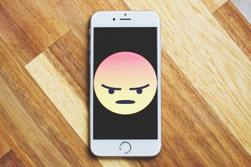 Imagem de iPhone ‘se apressa’ e adianta o relógio para o horário de verão no tecmundo