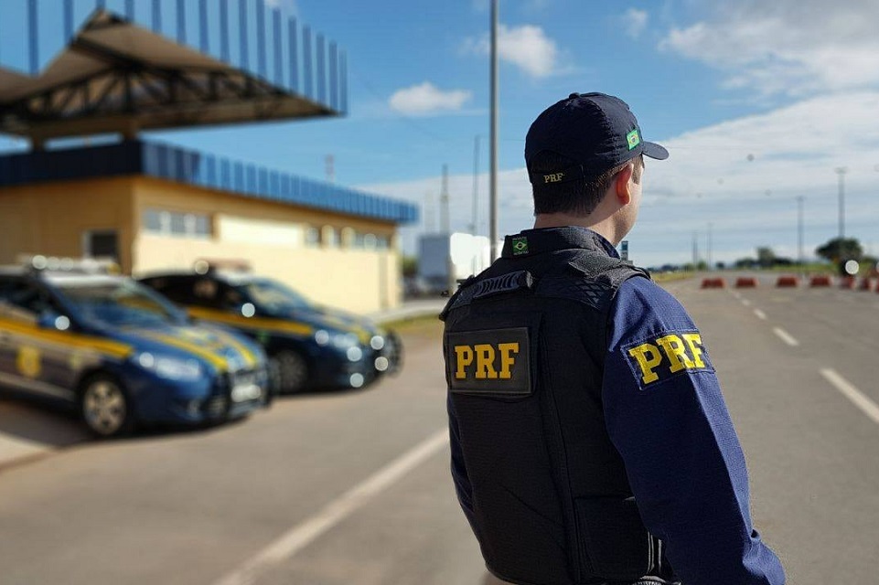 Imagem de Hackers vendem logins da Polícia Rodoviária para você apagar suas multas no tecmundo
