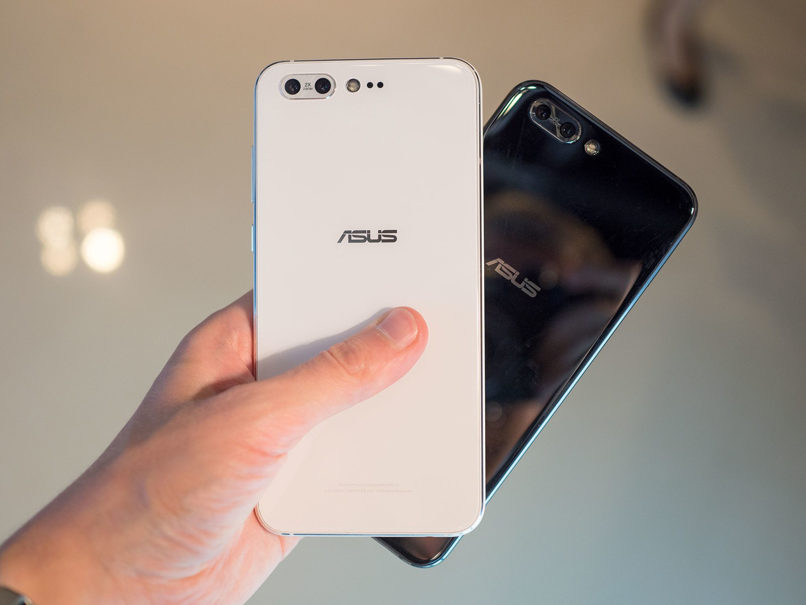 Imagem de Promoção! ASUS Zenfone 4 está com o menor preço dos últimos 6 meses no Zoom no tecmundo