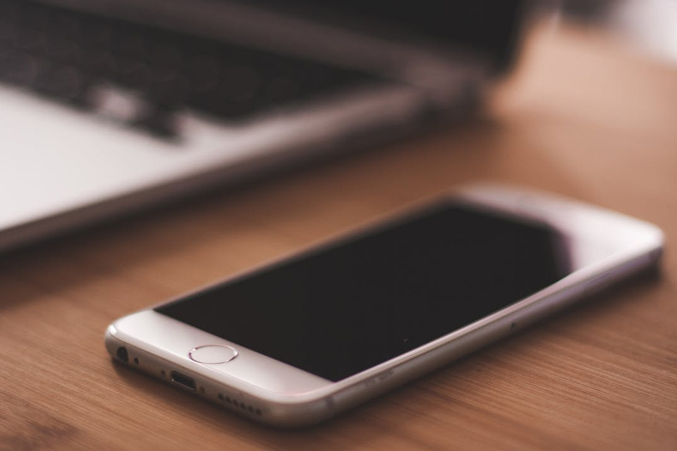 Imagem de Usuários de iPhones estão recebendo notificações para trocar de dispositivo no tecmundo