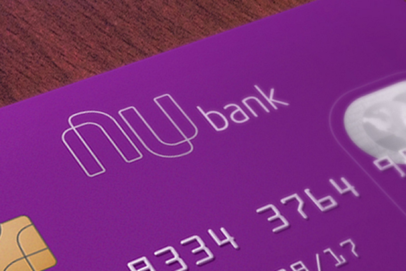 Imagem de NuBank finalmente vai liberar a função de débito para seus clientes no tecmundo