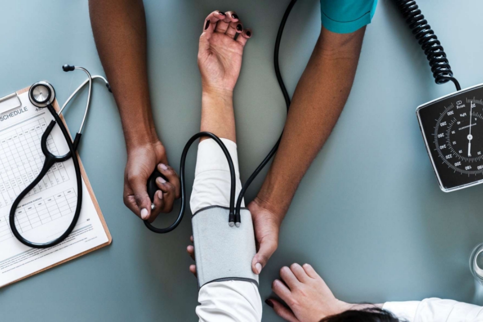 Imagem de Microsoft anuncia IA em assistência médica para revolucionar a saúde no tecmundo