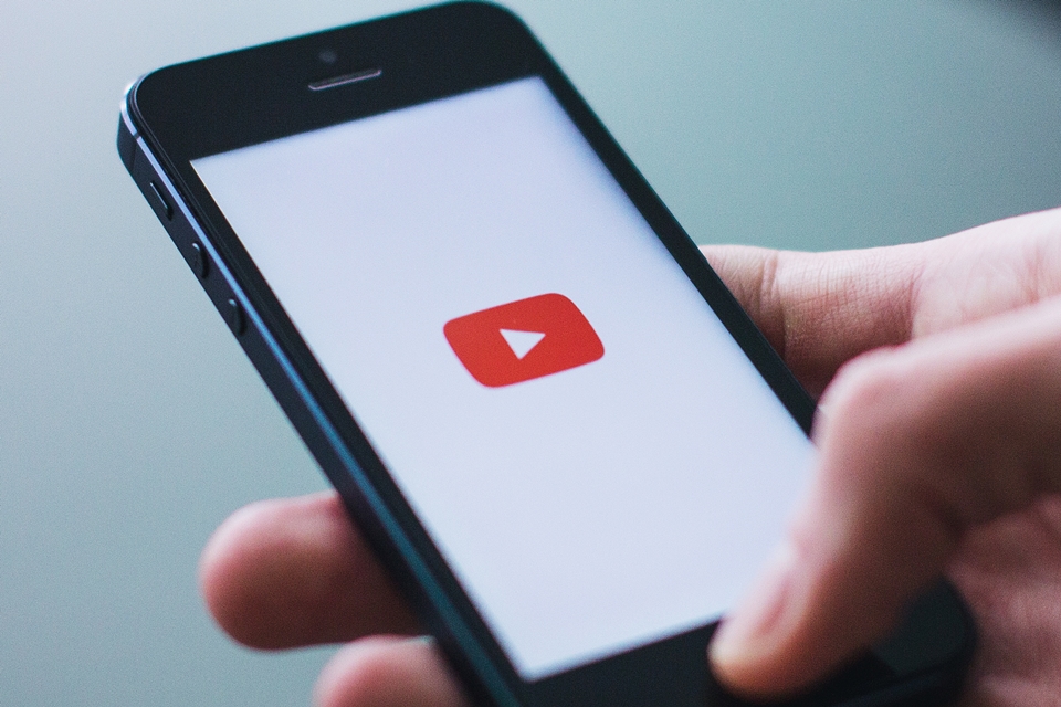 Imagem de Vídeo contra ódio do YouTube é inundado por comentários preconceituosos no tecmundo