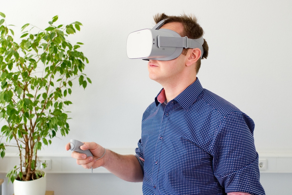 Imagem de Novos headsets da Oculus têm Easter-eggs polêmicos nos controles no tecmundo