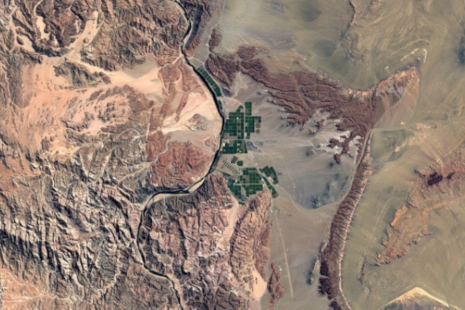 Imagem de Veja 35 anos de mudanças no planeta usando o Google Earth para celular no tecmundo