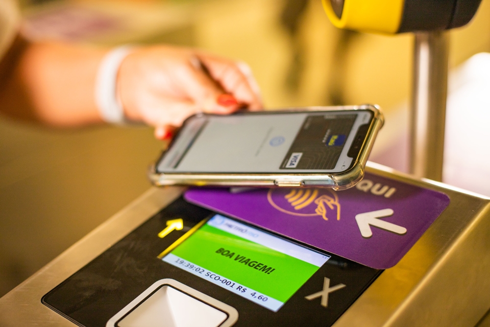 Imagem de MetrôRio já aceita pagamento por aproximação Visa, Apple Pay e Samsung Pay no tecmundo